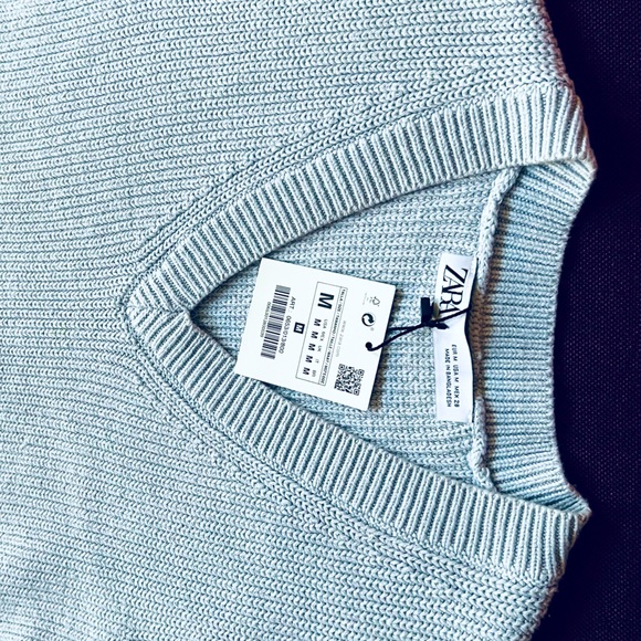 ZARA Preppy & Smart Sweater Vest with ribbed V neckline in beautiful baby blue🔥 - Picture 7 of 13